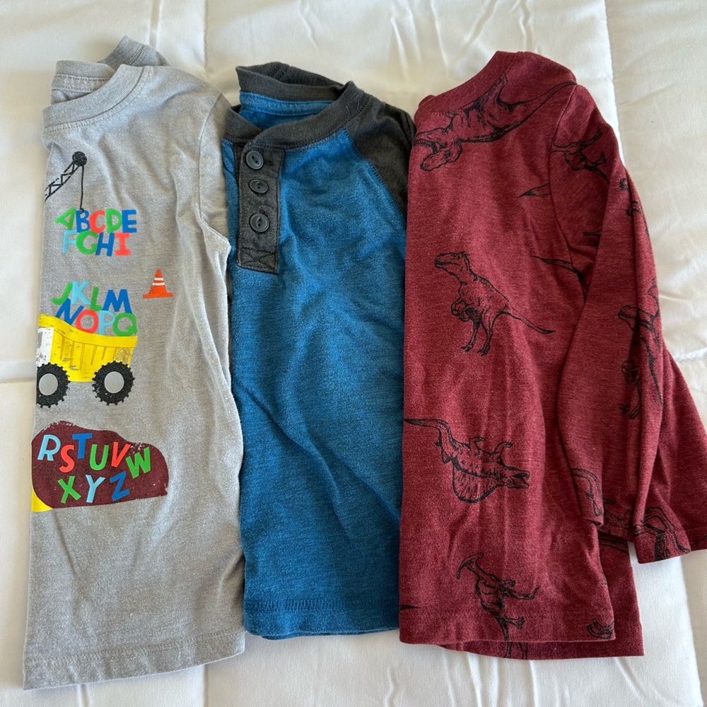 Kids Graphic and Solid Color Long Sleeve Shirts - Set of 3